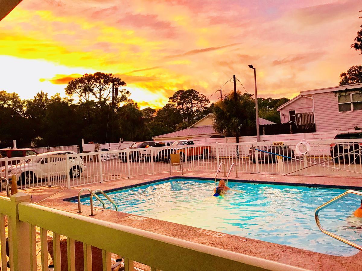Sky Suites Tybee Island Exterior photo